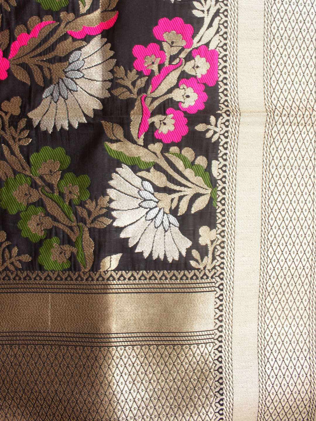 Black-kimkwab-meenakari-banarasi-art-katan-silk-dupatta