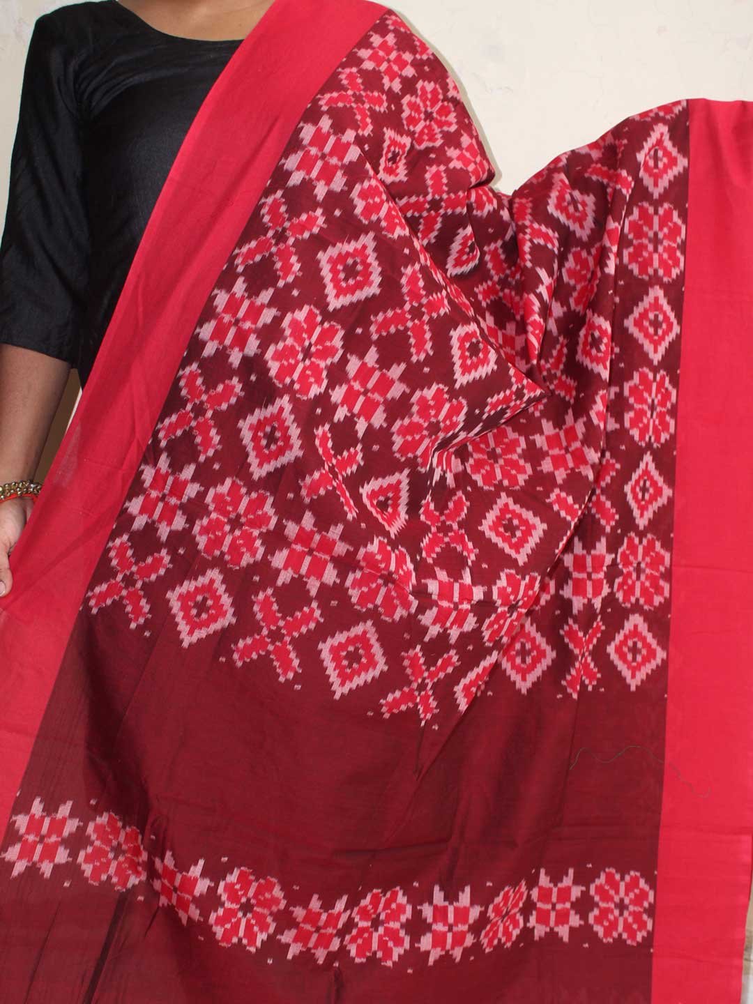 Dark-red-mercerized-cotton-ikat-dupatta Dark-red-mercerized-cotton-ikat-dupatta