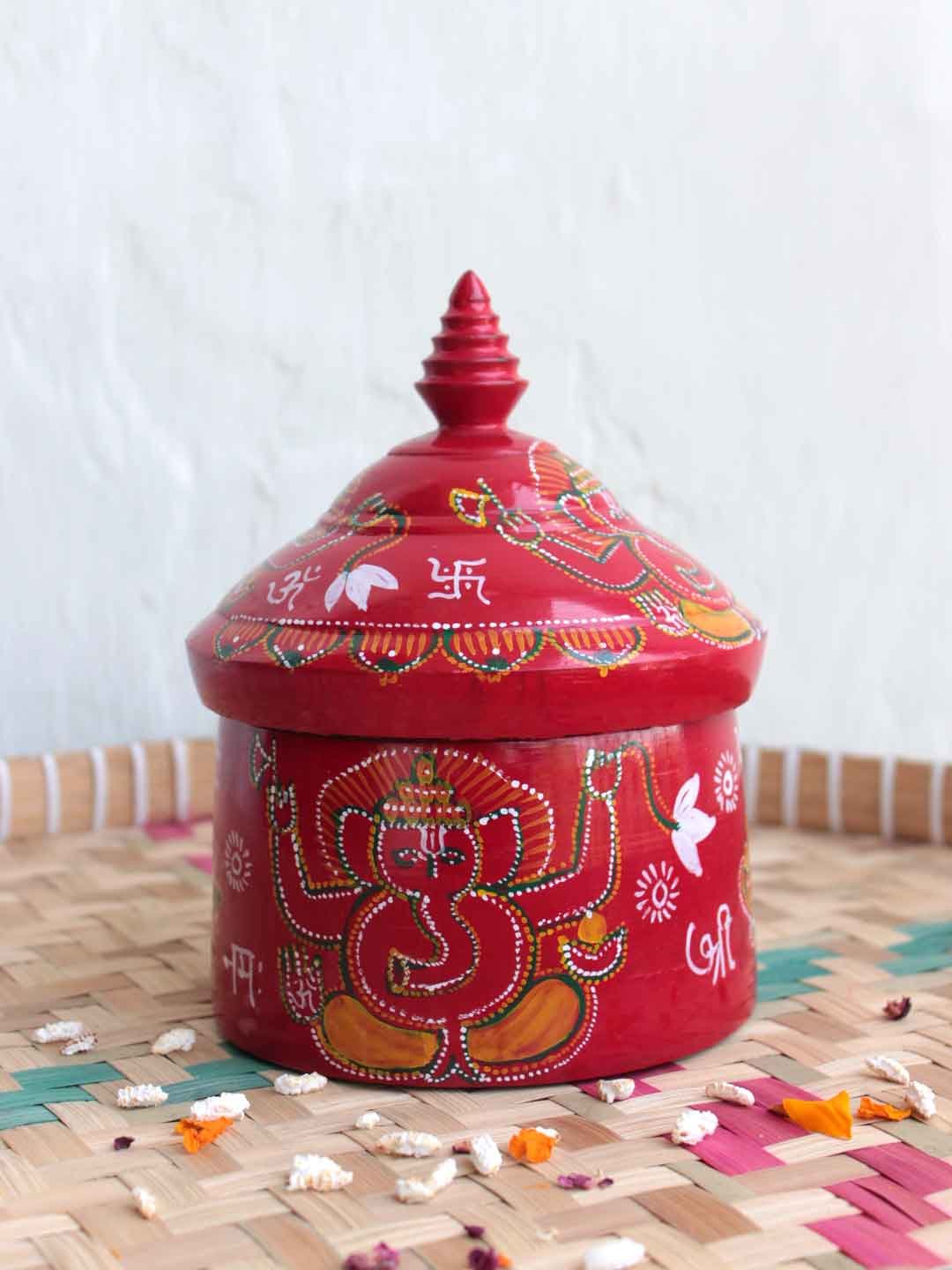 Dotted-Ganesha-Handpainted-wooden-sindur-box Dotted-Ganesha-Handpainted-wooden-sindur-box
