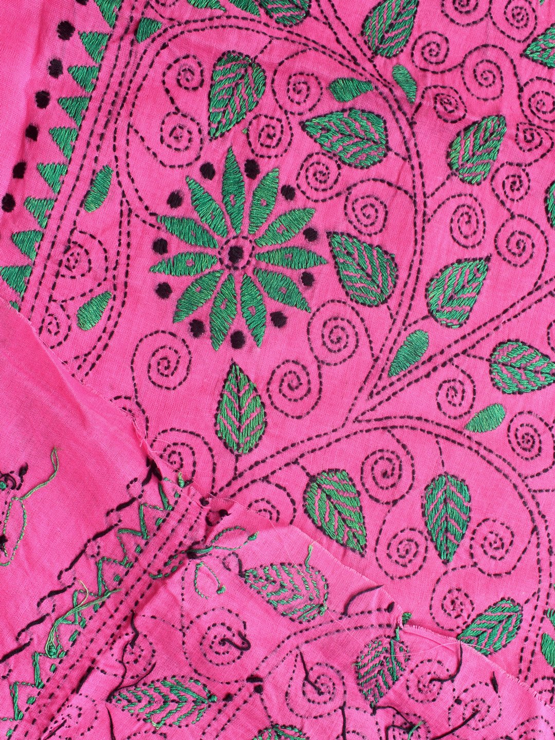Green-and-pink-kanthawork-ladies-cotton-kurta-fabric
