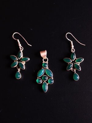 Jade-Silver pendant earrigs set