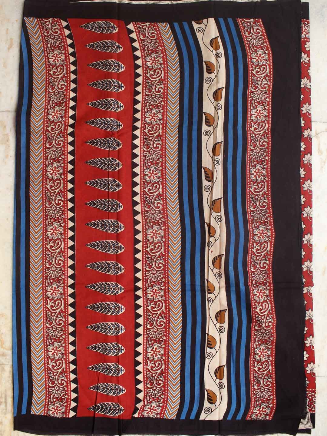 Off-white-and-red-hand-printed-mulmul-saree Off-white-and-red-hand-printed-mulmul-saree