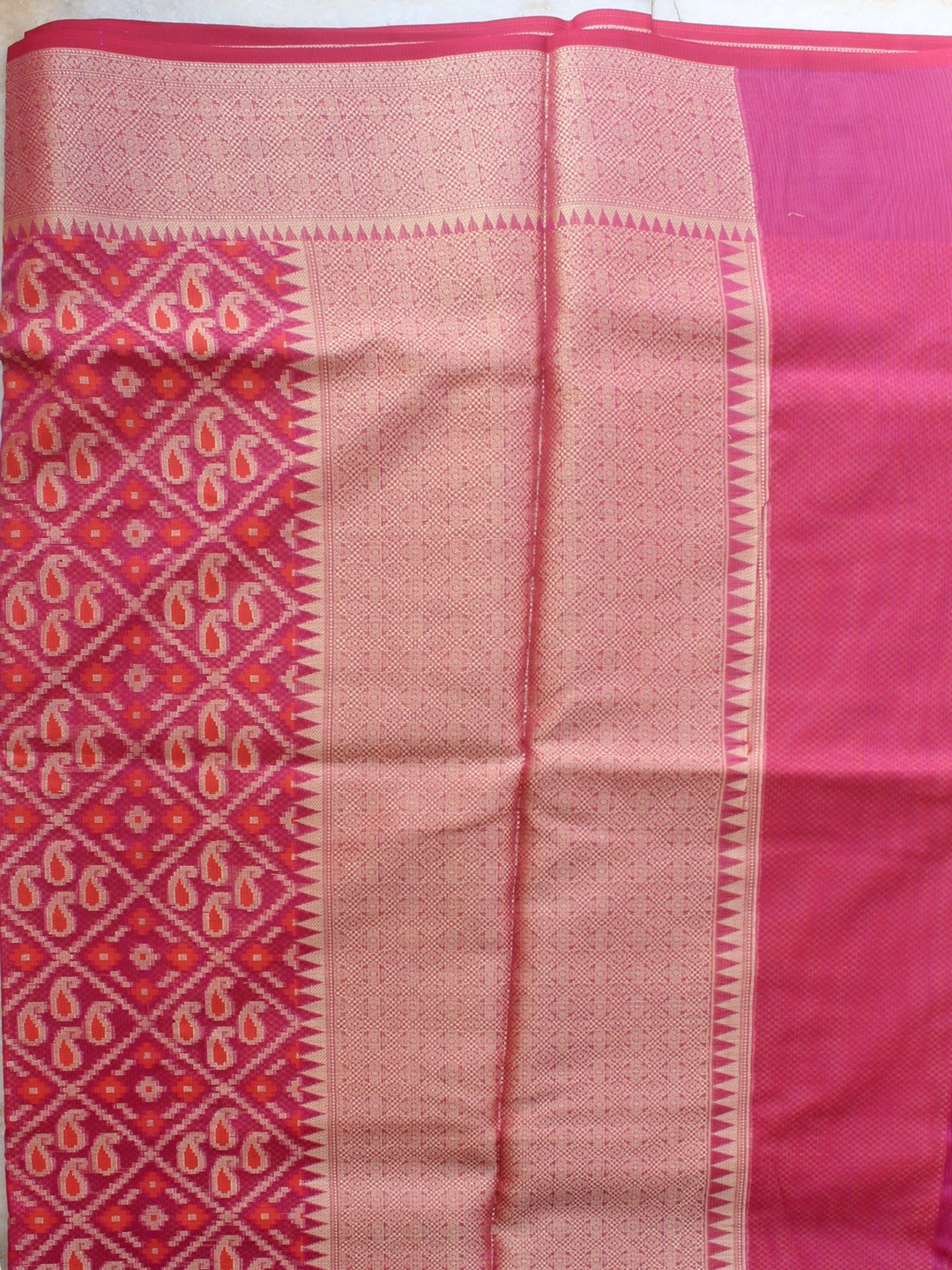Pink-Banarasee-sari Pink-Banarasee-sari
