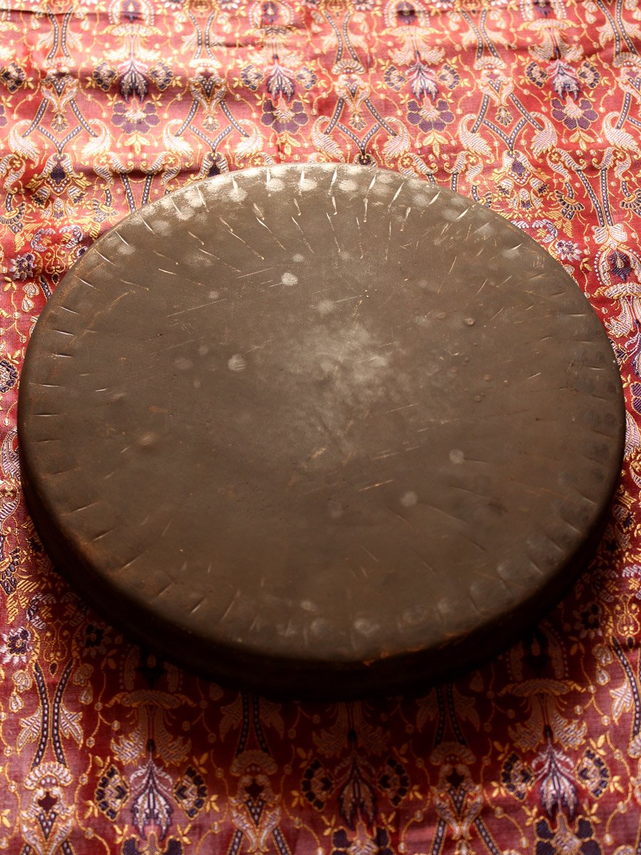 bell-metal,-phool-thali-back