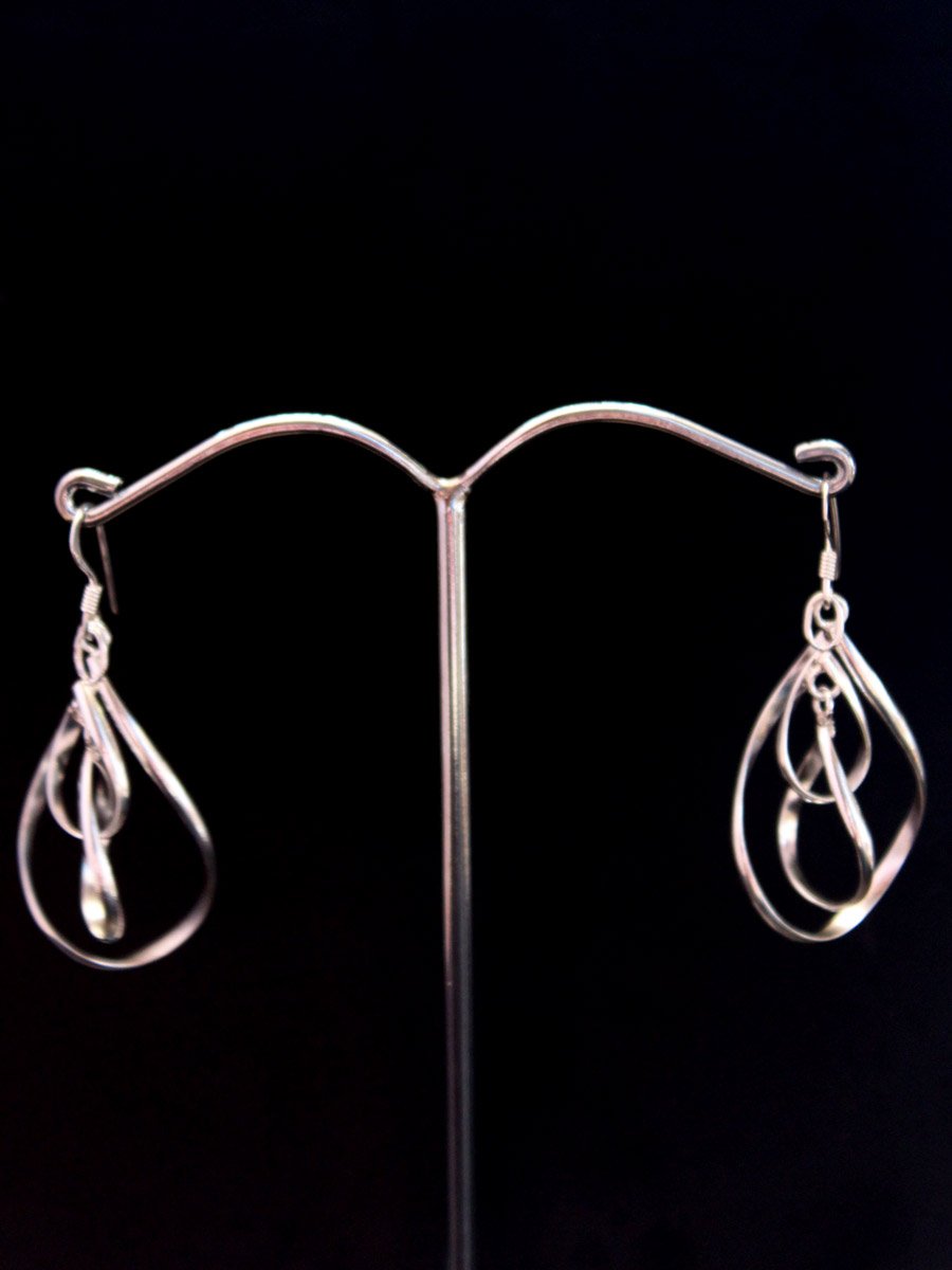 Pure silver drop-dangler Pure silver drop-dangler