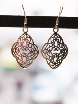 filigree-rounded-rhombus-shape