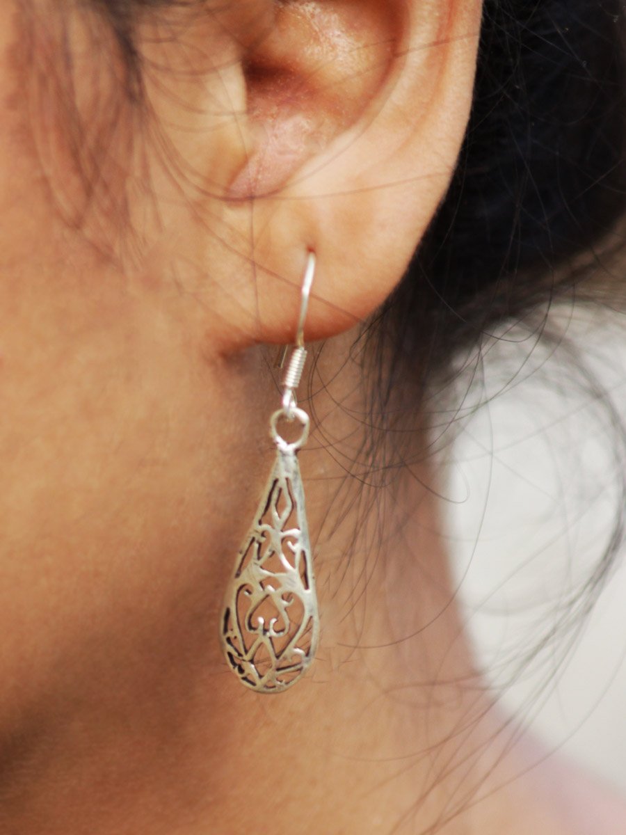 handmade-conical-filigree-silver-earrings handmade-conical-filigree-silver-earrings