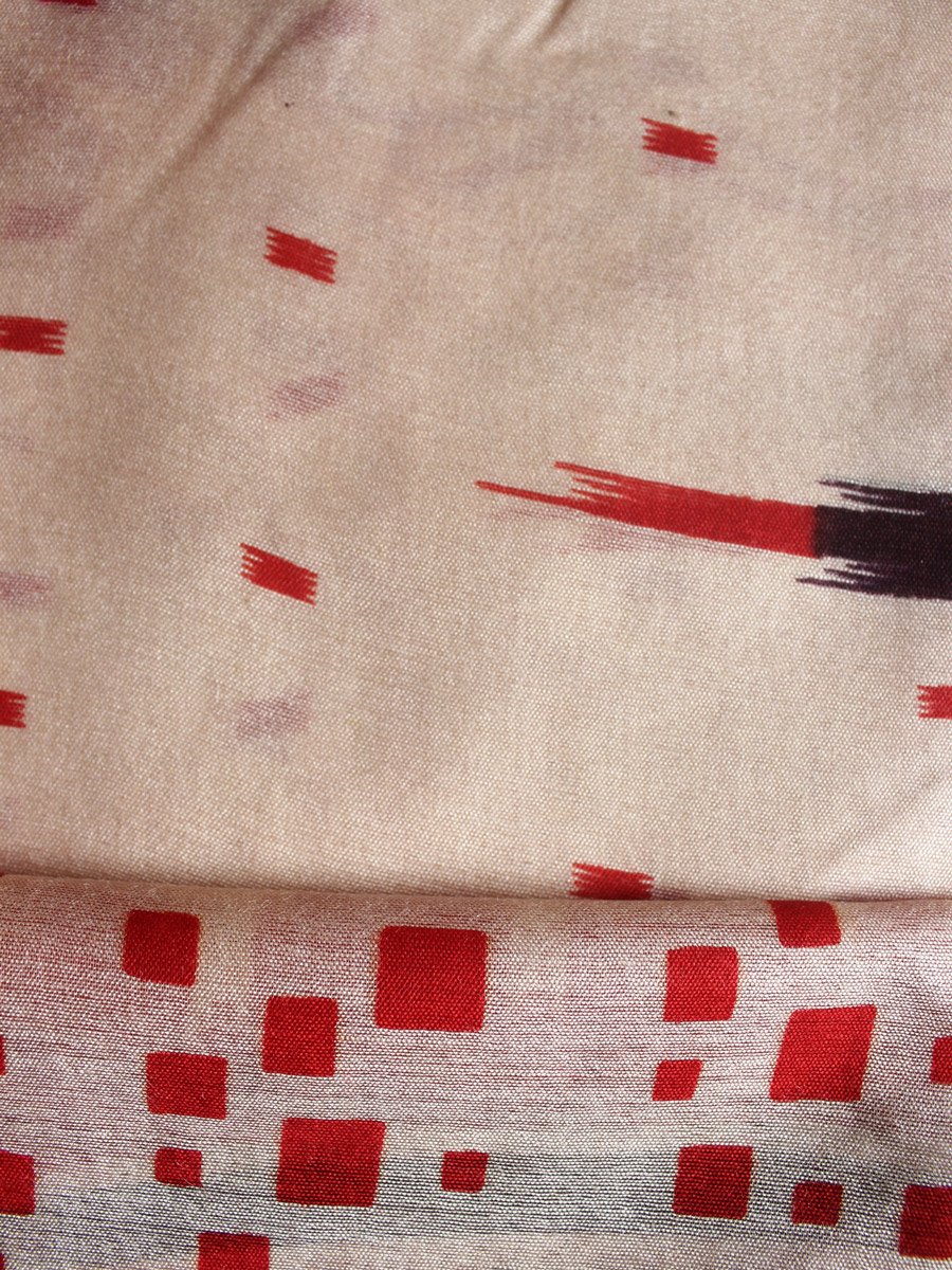 ikat-print-bhagalpuri-saree-close-look ikat-print-bhagalpuri-saree-close-look