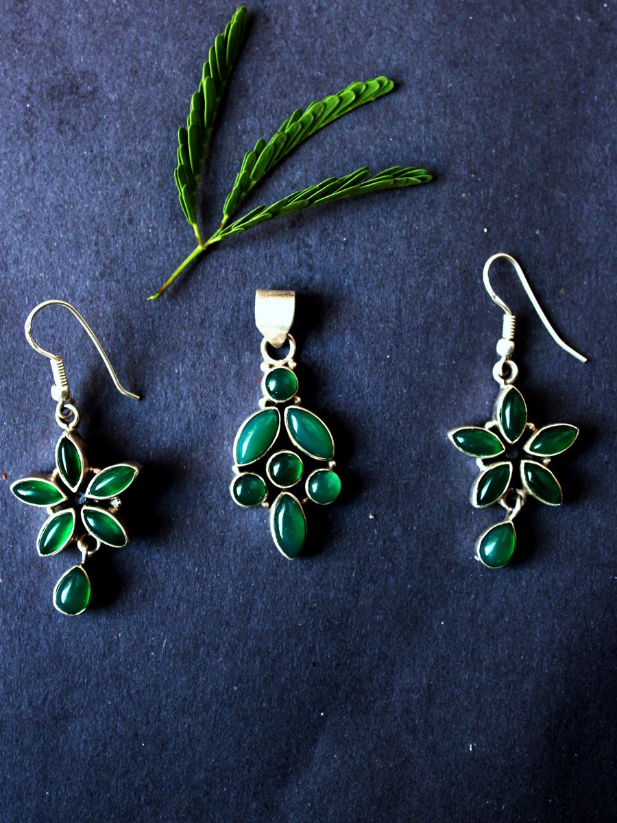 jade-silver-pendant-set jade-silver-pendant-set