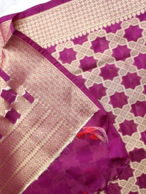 purple-and-golden-banarasi-dupatta