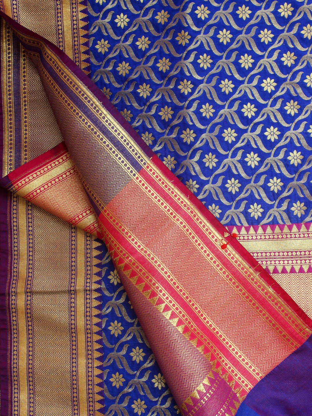 purple-border,-blue-banarasee-brocade-dupatta purple-border,-blue-banarasee-brocade-dupatta