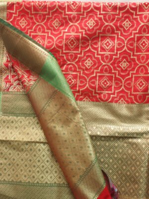 red-and-green-zari-work-banarasee-duppata
