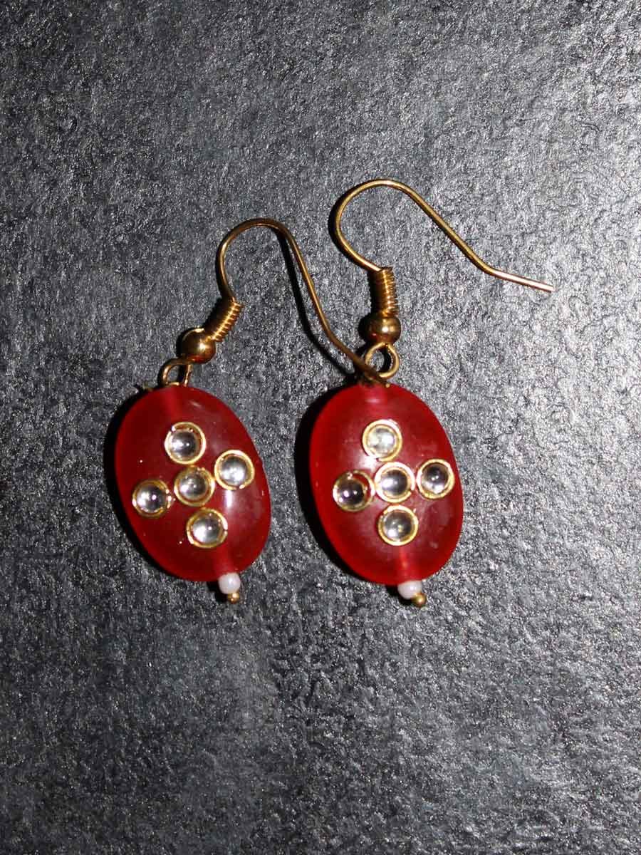 red-onyx-kundanWork-earrings red-onyx-kundanWork-earrings