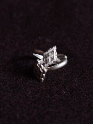 rombhoid silver toe rings