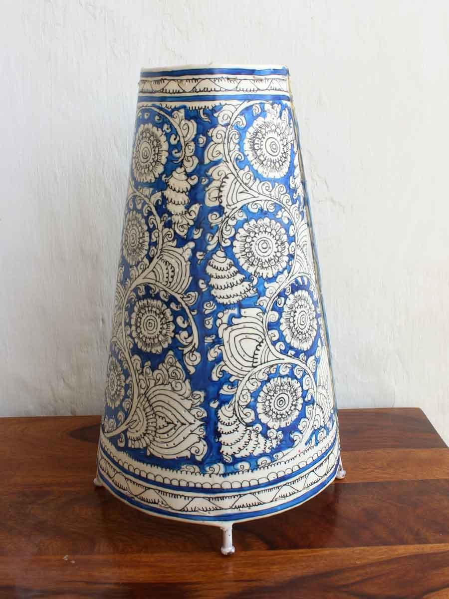 Blue-and-white--long-leather-living-room-lamp Blue-and-white--long-leather-living-room-lamp