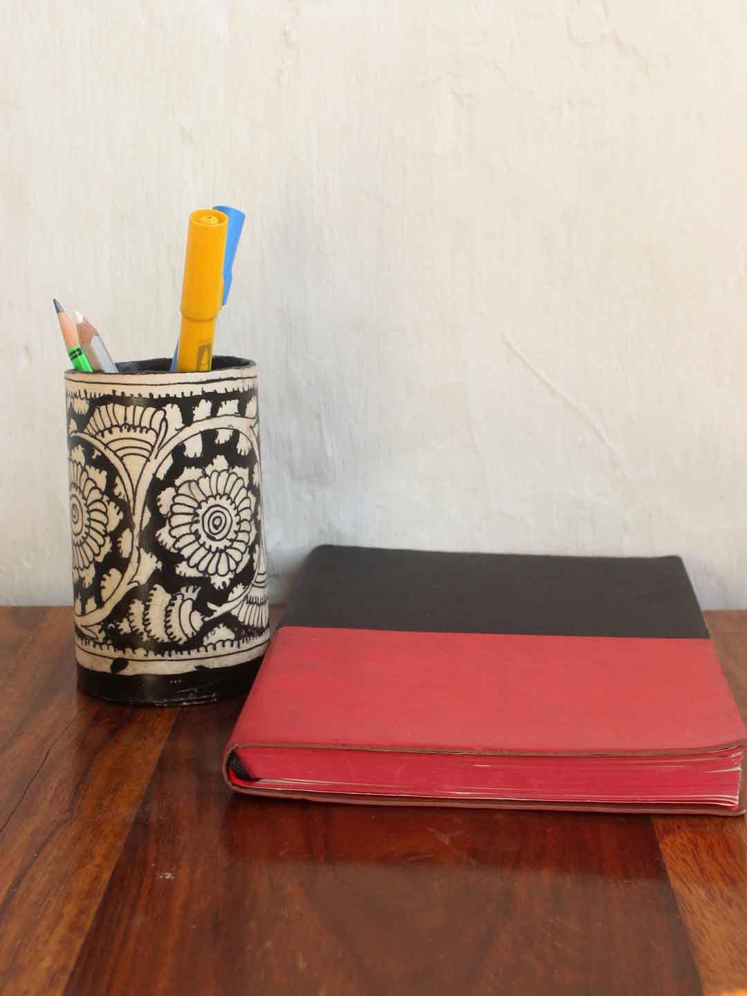 Black-white-tholu-bommalata-pen-holder Black-white-tholu-bommalata-pen-holder