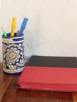 Blue,-white-Tholu-bommlata-Pen-holder