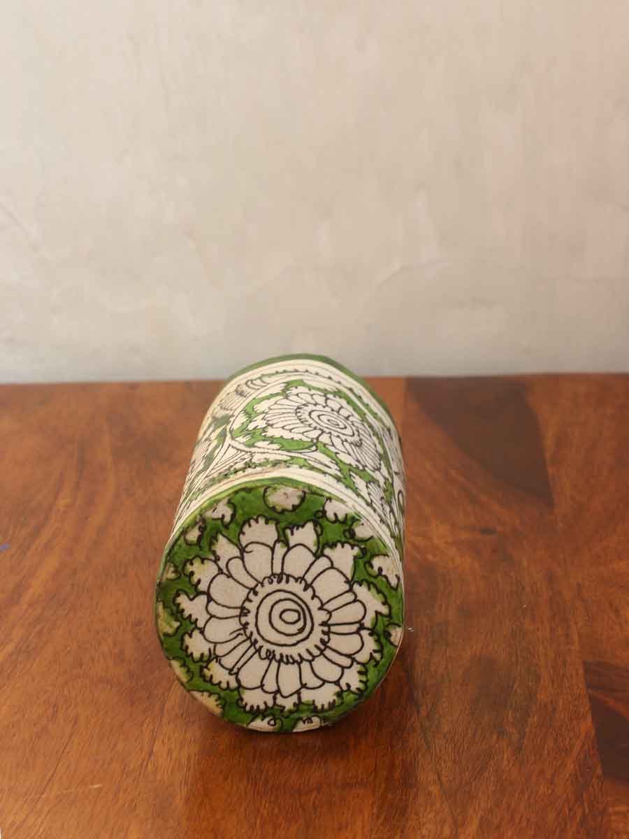 Green,-white-tholu-bommlata-pen-stand