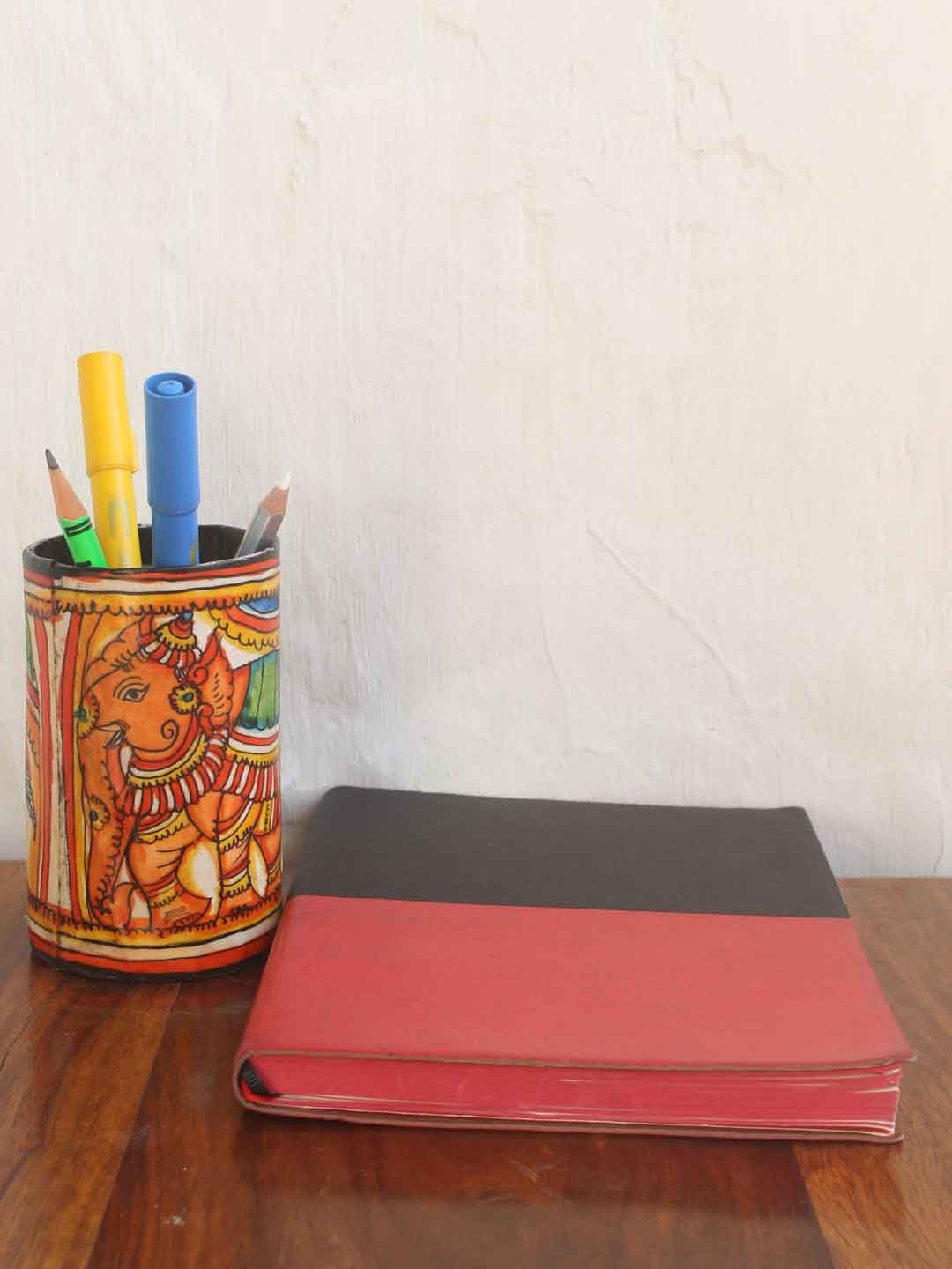 Tholu-bommalata-Elephant-painted-pen-holder Tholu-bommalata-Elephant-painted-pen-holder