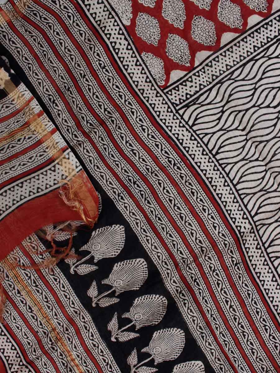 Black,-red,-off-white-block-printed-silk-cotton-dupatta