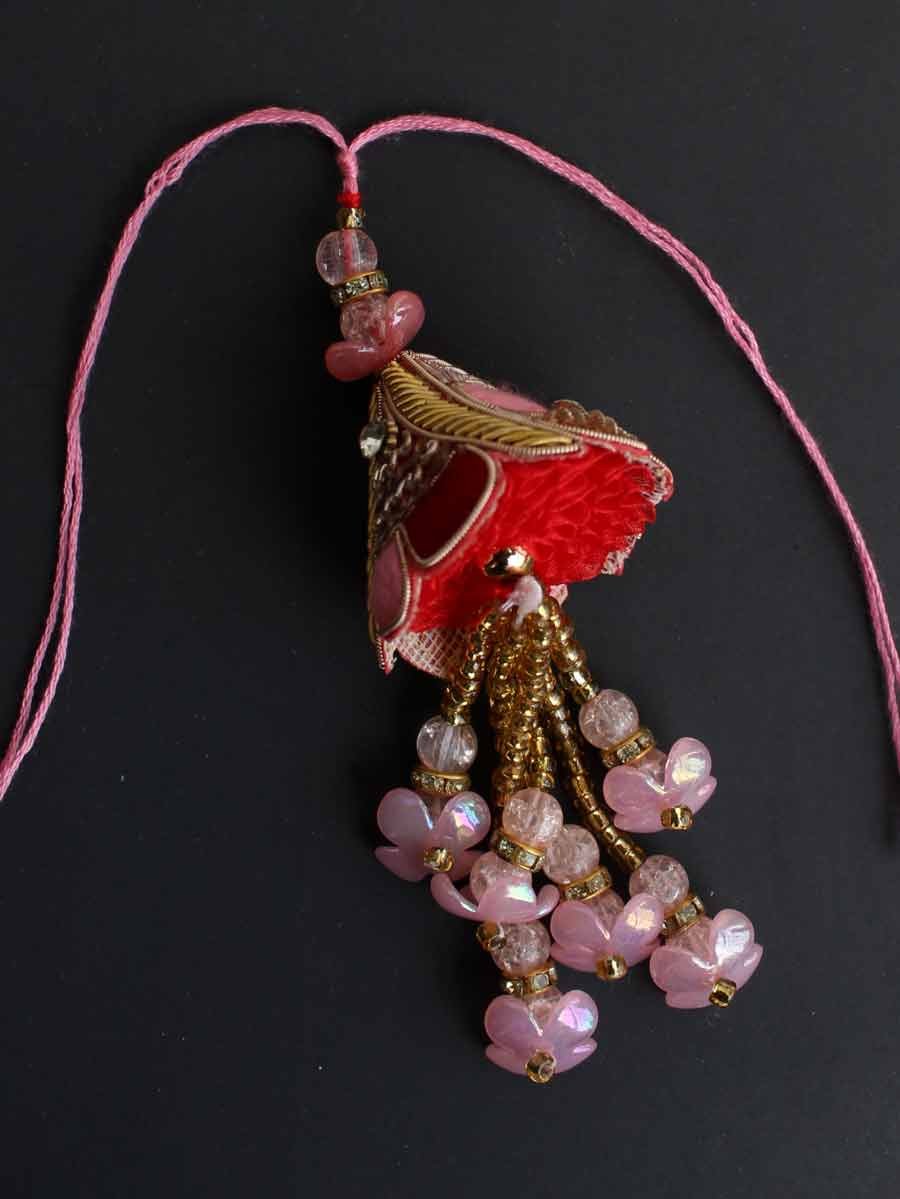 Red-and-pink-zariwork-lulba-bhabhi-rakhi