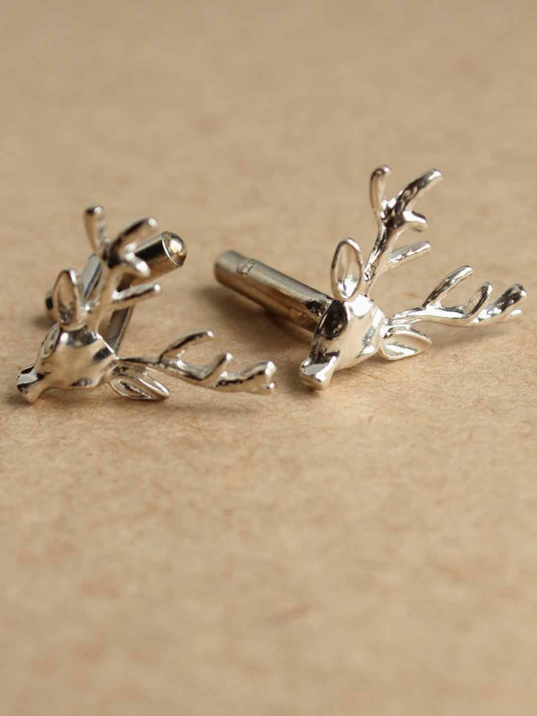 Silver-reindeer-cufflinks Silver-reindeer-cufflinks
