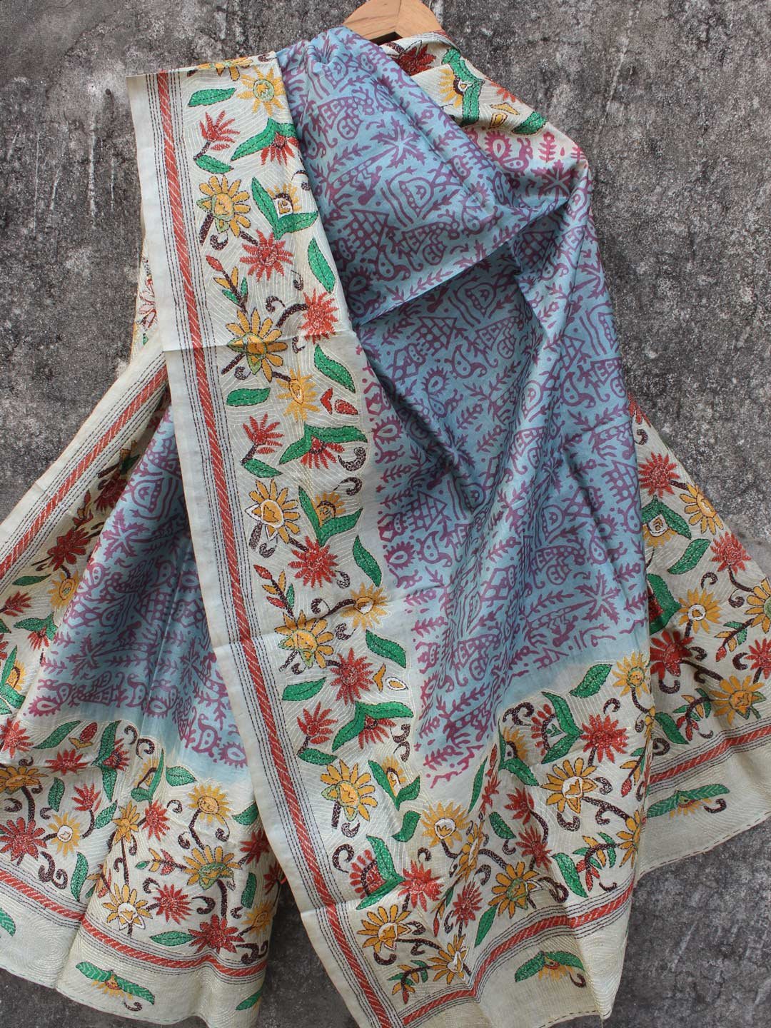 Block-Printed-Kanthawork-tussar-silk-Dupatta Block-Printed-Kanthawork-tussar-silk-Dupatta