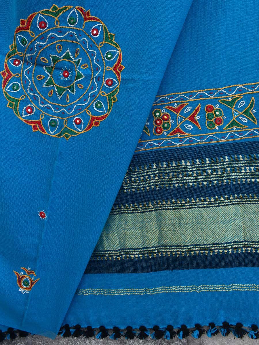 turquoise-Blue-Ahir-embroidered-Gujarati-shawl