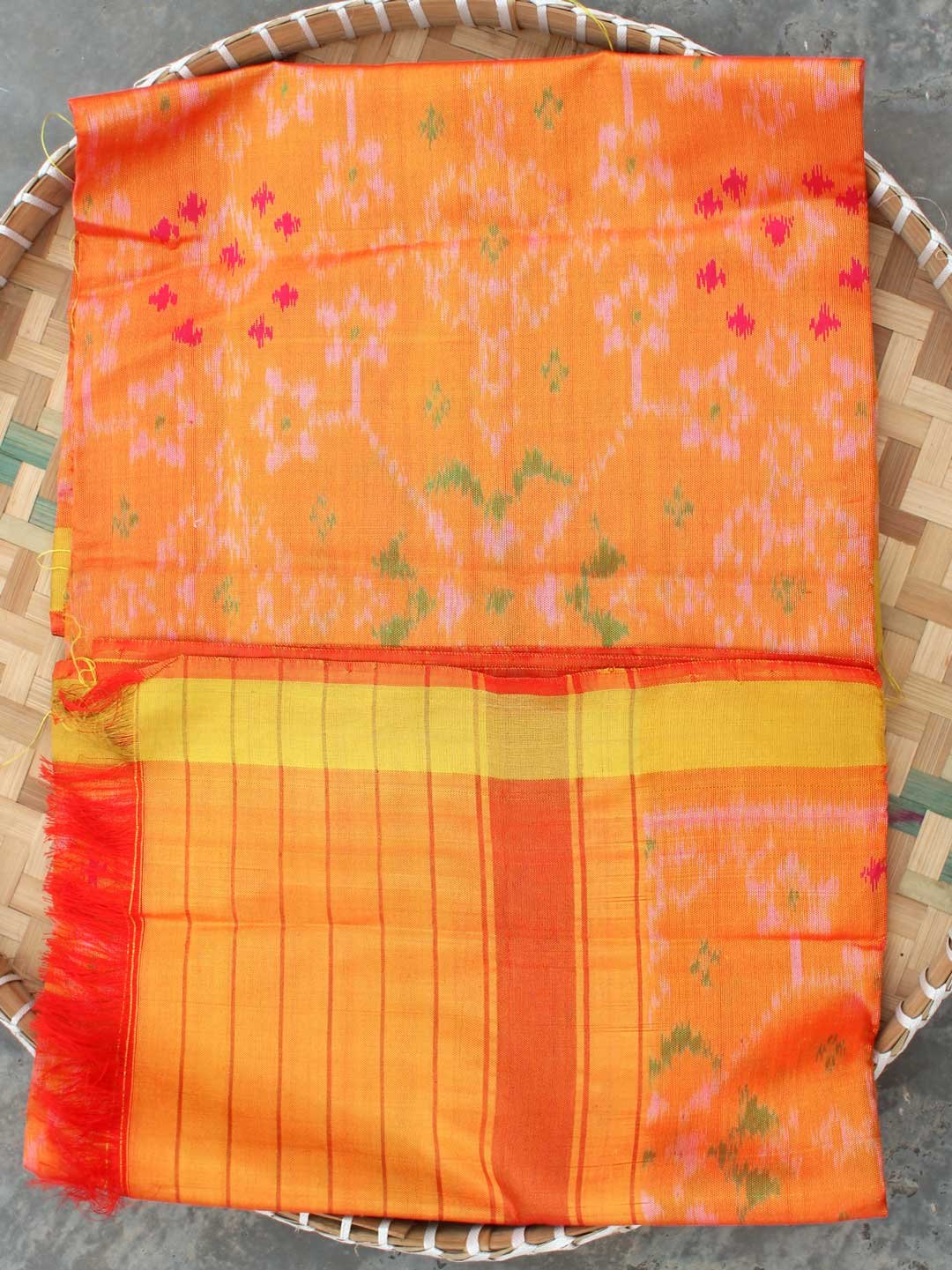 Yellow-patan-patola-pure-silk-dupatta Yellow-patan-patola-pure-silk-dupatta