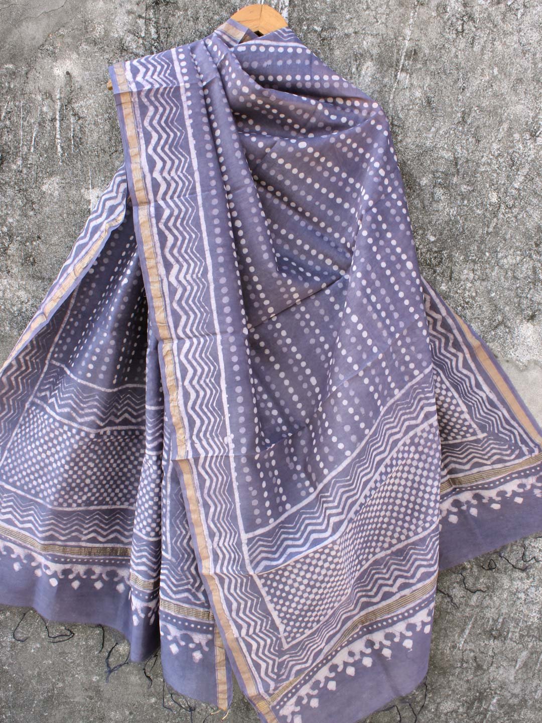 Grey-indigo-block-printed-chanderi-dupatta Grey-indigo-block-printed-chanderi-dupatta