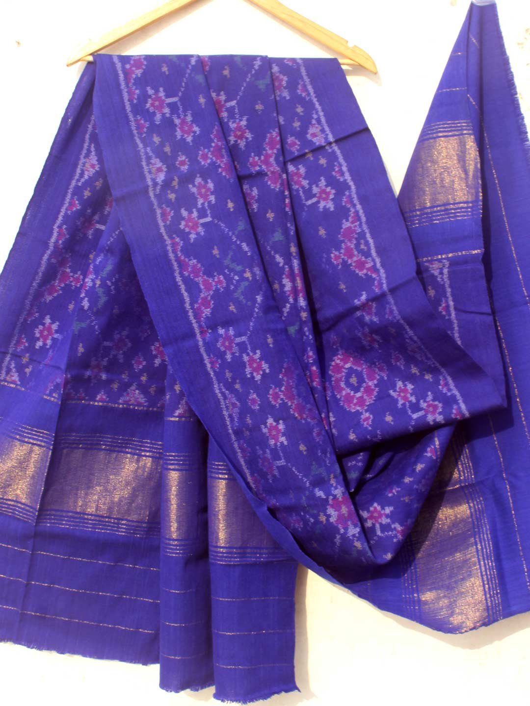 Blue-Patan-Patola-woolen-Shawl Blue-Patan-Patola-woolen-Shawl