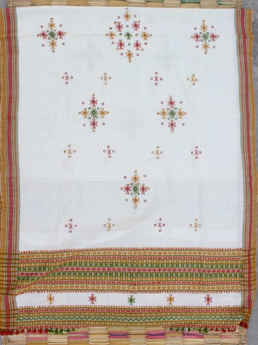 off-white-Bhujodi-mirrorwork-handwoven-Shawl