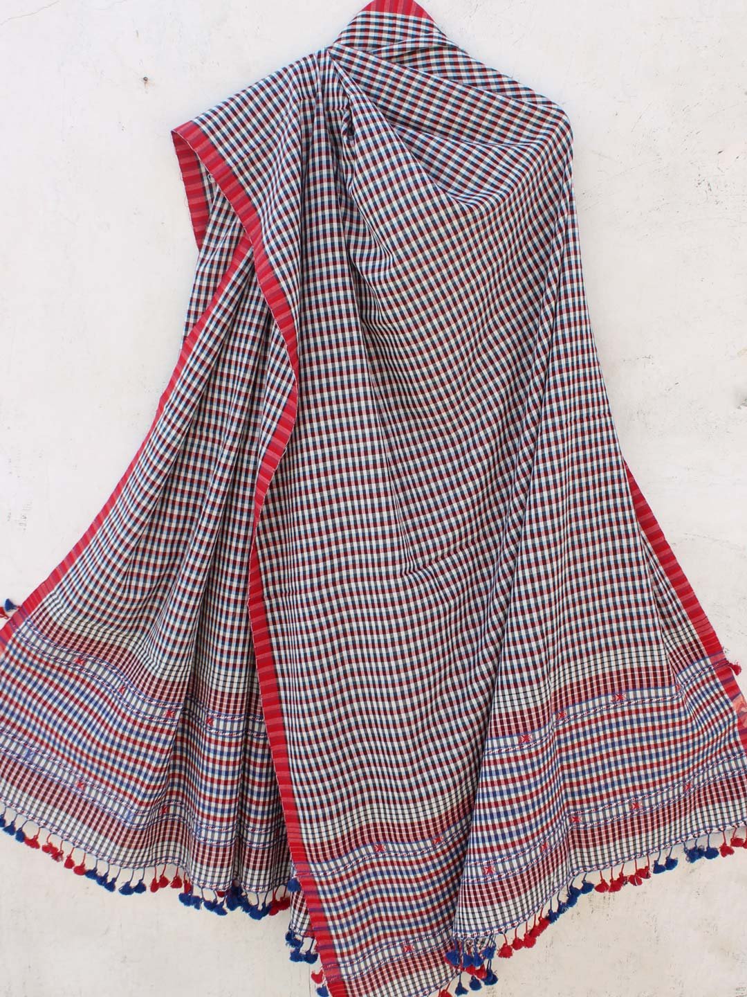 Red,-Blue-and-white-chequered-bhujodi-cotton-dupatta Red,-Blue-and-white-chequered-bhujodi-cotton-dupatta