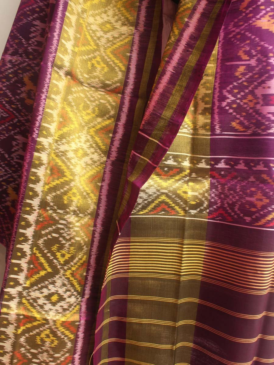 Purple-and-golden-Patola--silk-lahnga-dupatta-Shilphaat Purple-and-golden-Patola--silk-lahnga-dupatta-Shilphaat