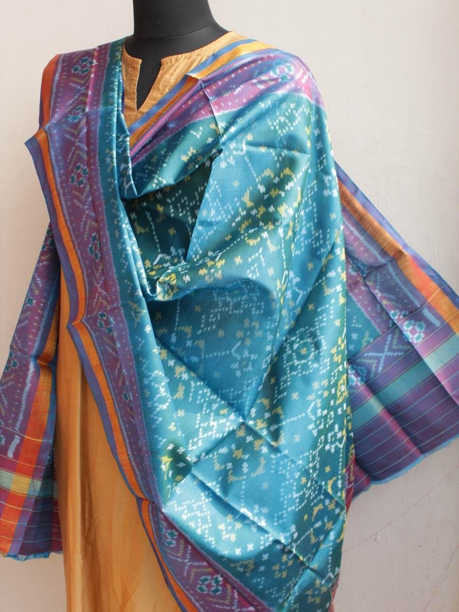 Blue-Green-and-Pink-silk-patan-patola-dupatta Blue-Green-and-Pink-silk-patan-patola-dupatta at Shilphaat.com