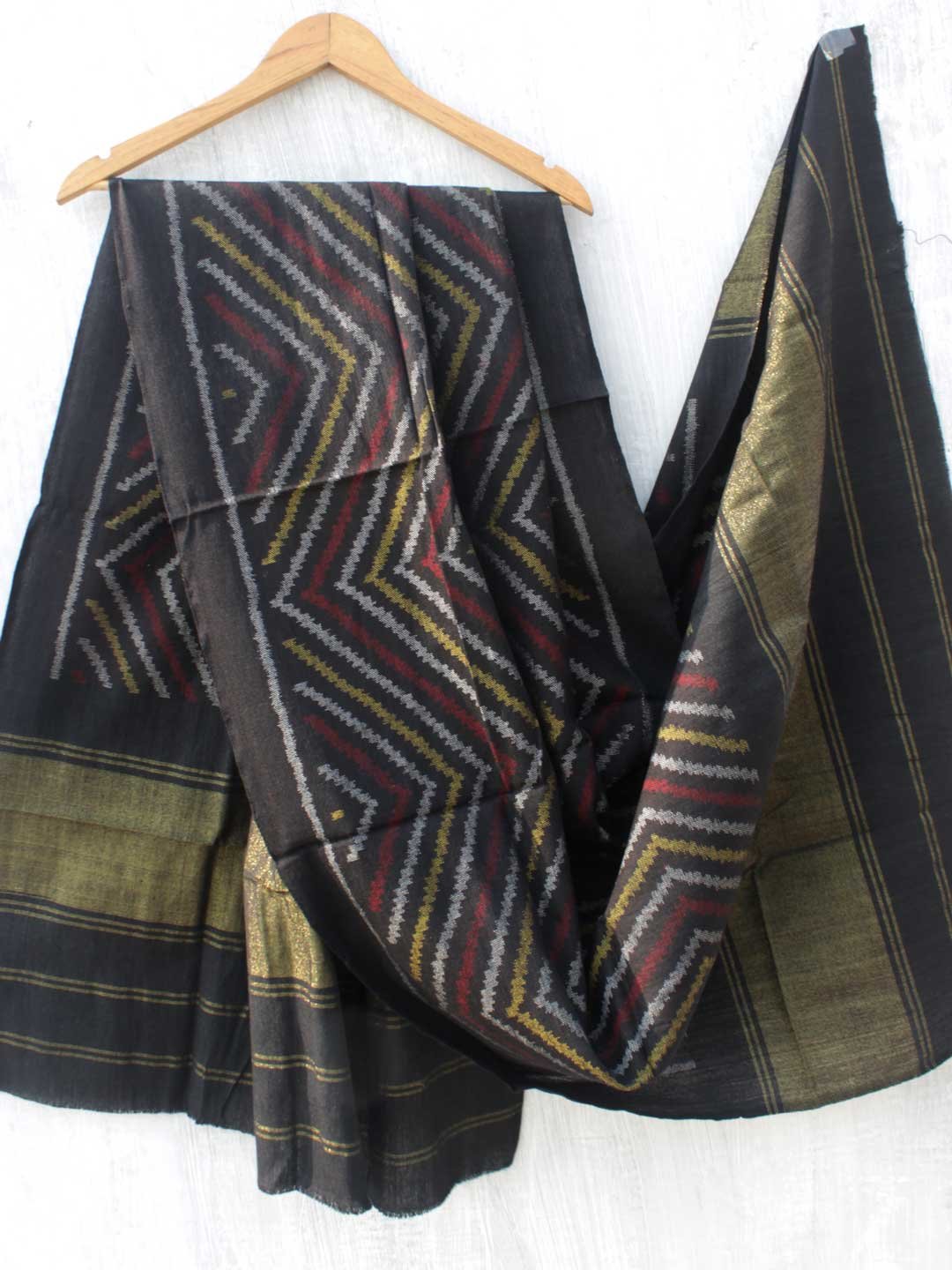 Black-zig-zag-patan-patola-woolen-shawl Black-zig-zag-patan-patola-woolen-shawl Shilphaat
