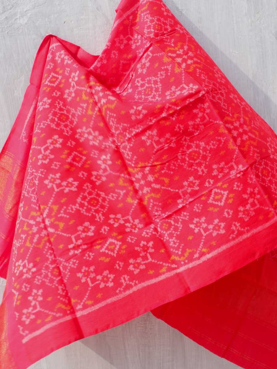 Vermilion-Red-handwoven-patan-patola-pure-wool-shawl-Shilphaat Vermilion-Red-handwoven-patan-patola-pure-wool-shawl-Shilphaat