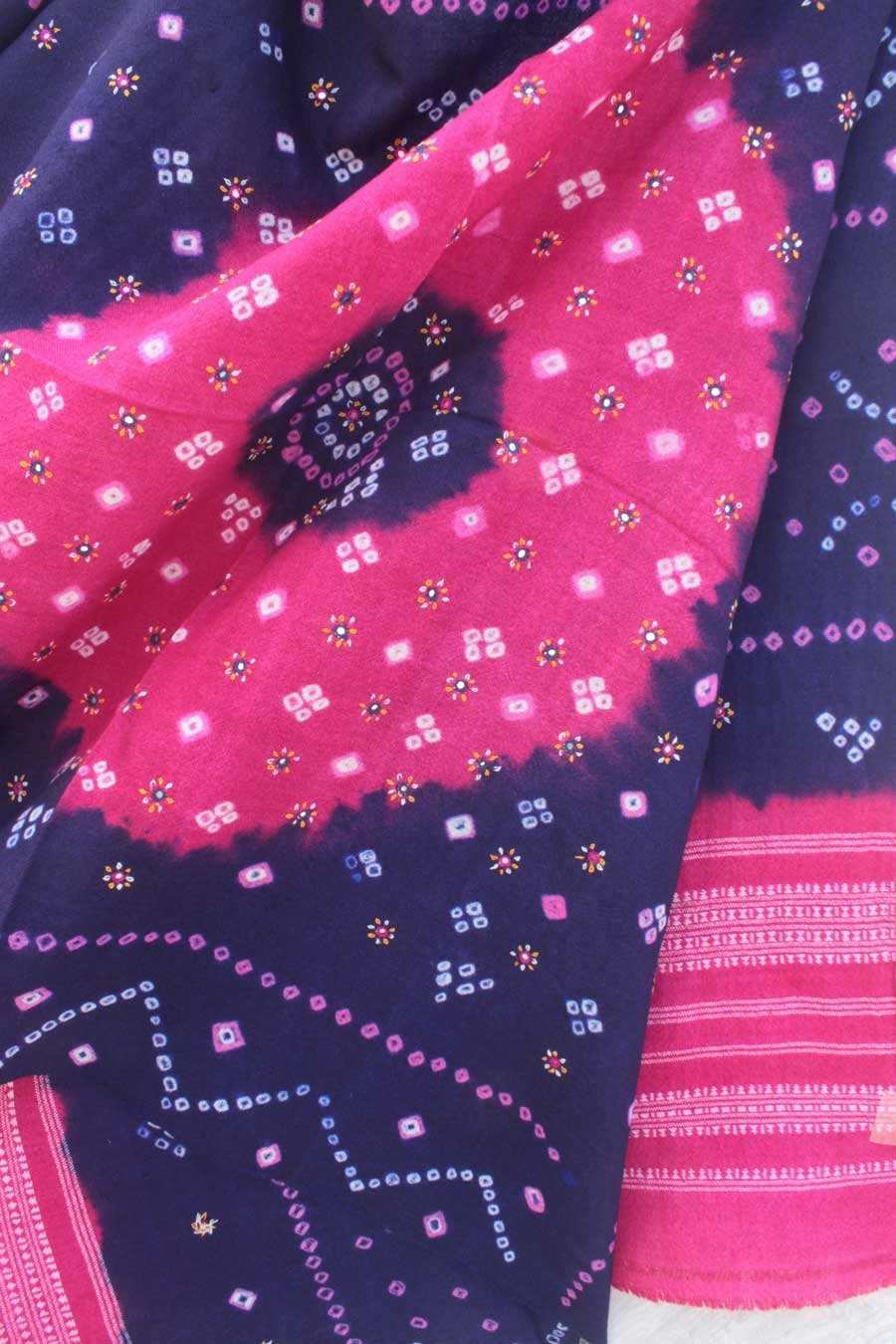 Violet-and-Pink--Bandhej-mirrorwork-woolen-shawl Violet-and-Pink--Bandhej-mirrorwork-woolen-shawl