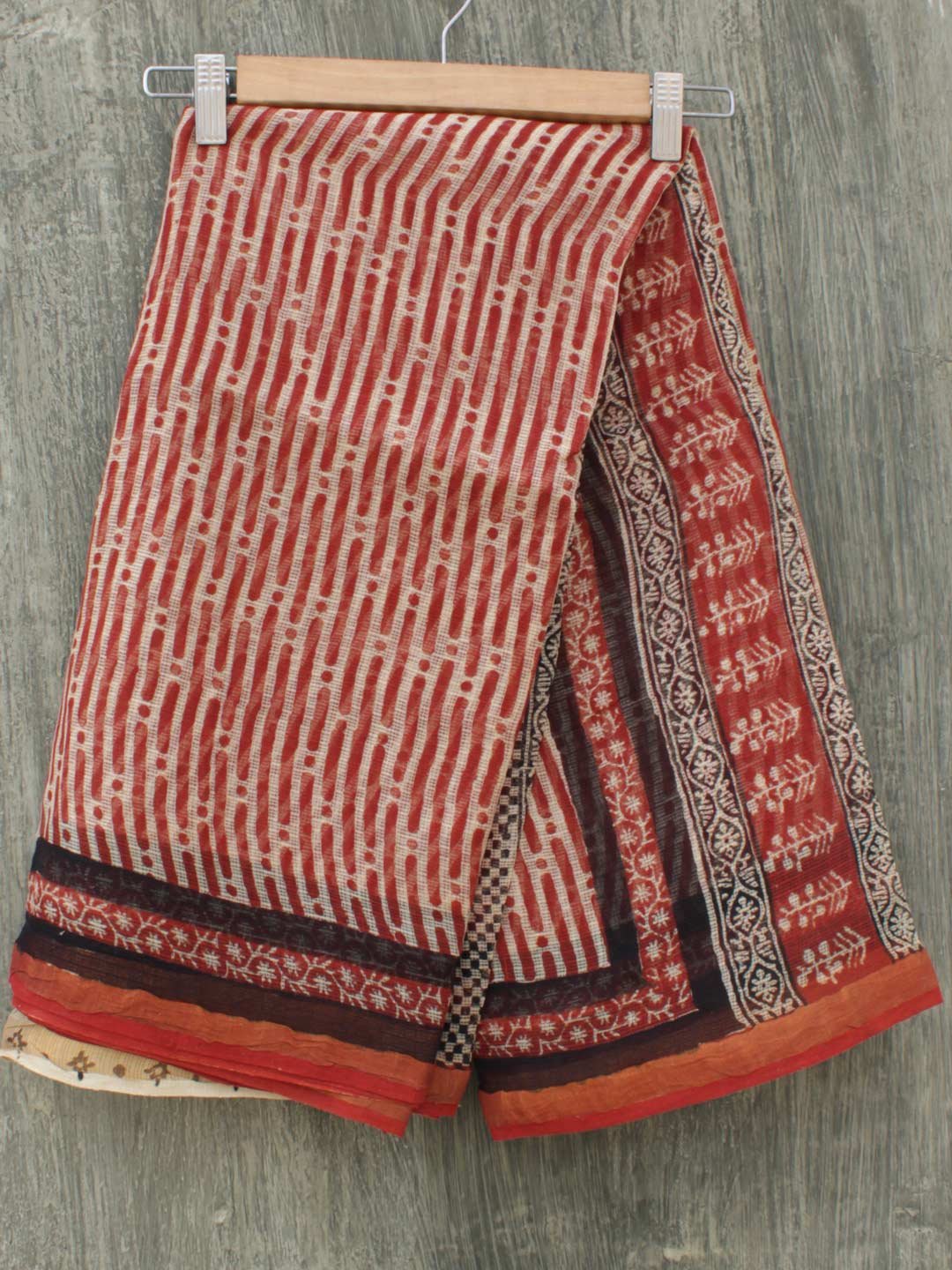 Dark-Red-and-Cream-block-printed-Kota-cotton-saree-Shilphaat Dark-Red-and-Cream-block-printed-Kota-cotton-saree-Shilphaat