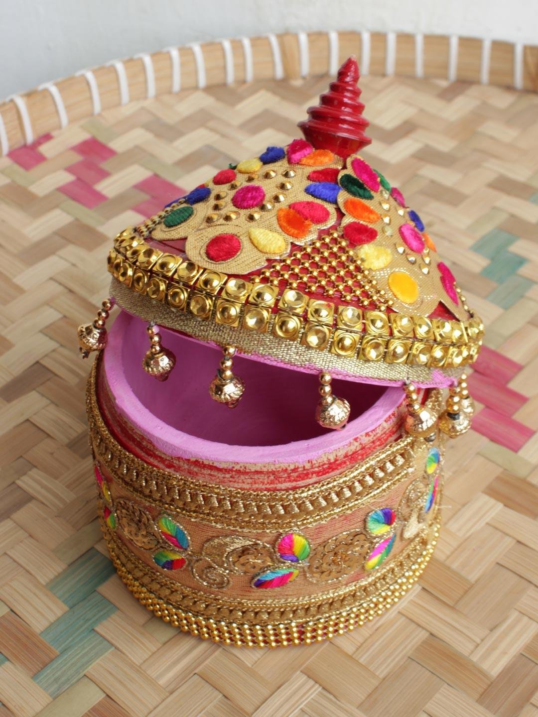 Butterfly-Lacework--wooden-Sindur-dani-Shilphaat Butterfly-Lacework--wooden-Sindur-dani-Shilphaat