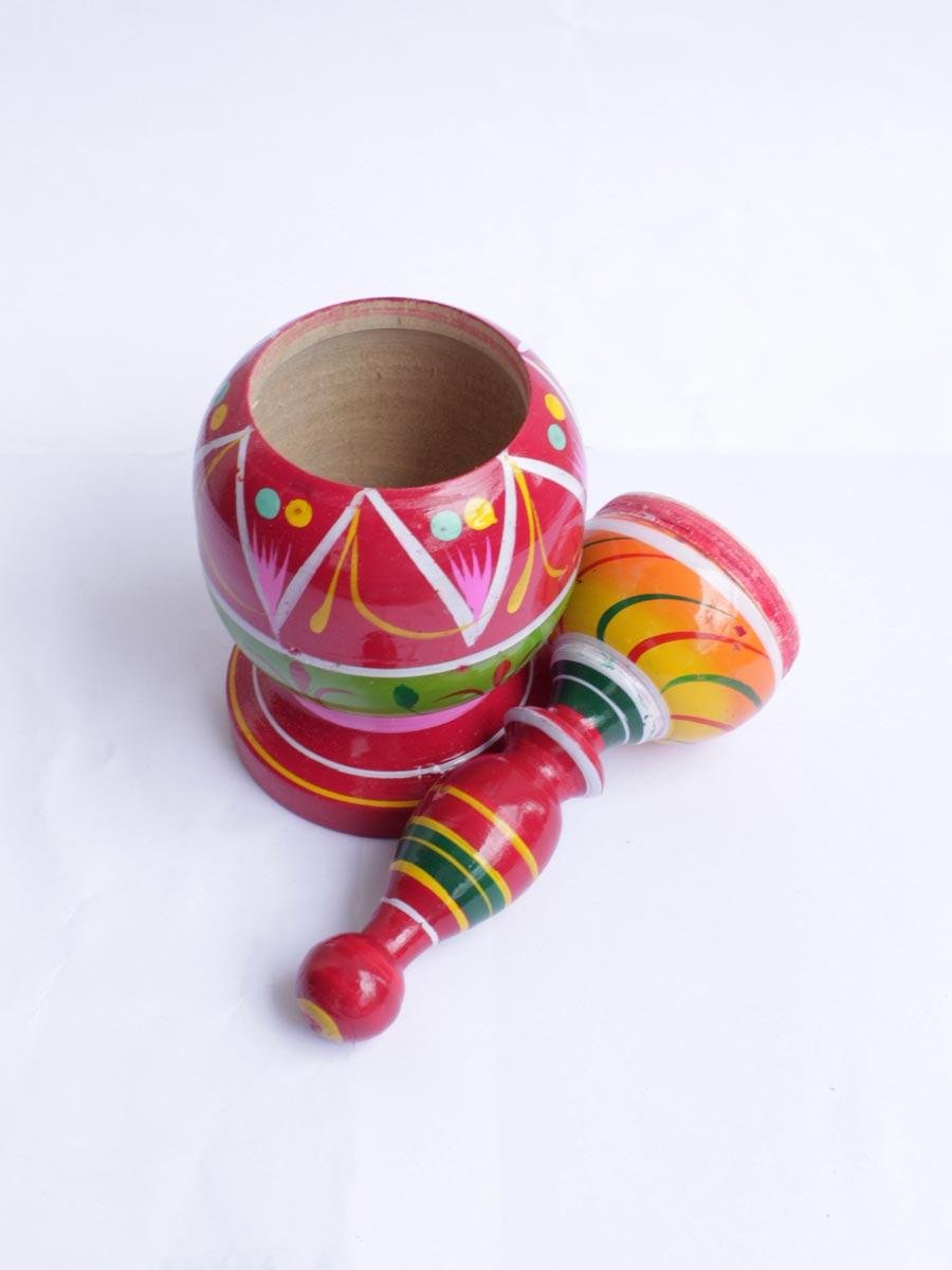 Red,-green,-yellow-wooden-Sinhora-Shilphaat Red,-green,-yellow-wooden-Sinhora-Shilphaat