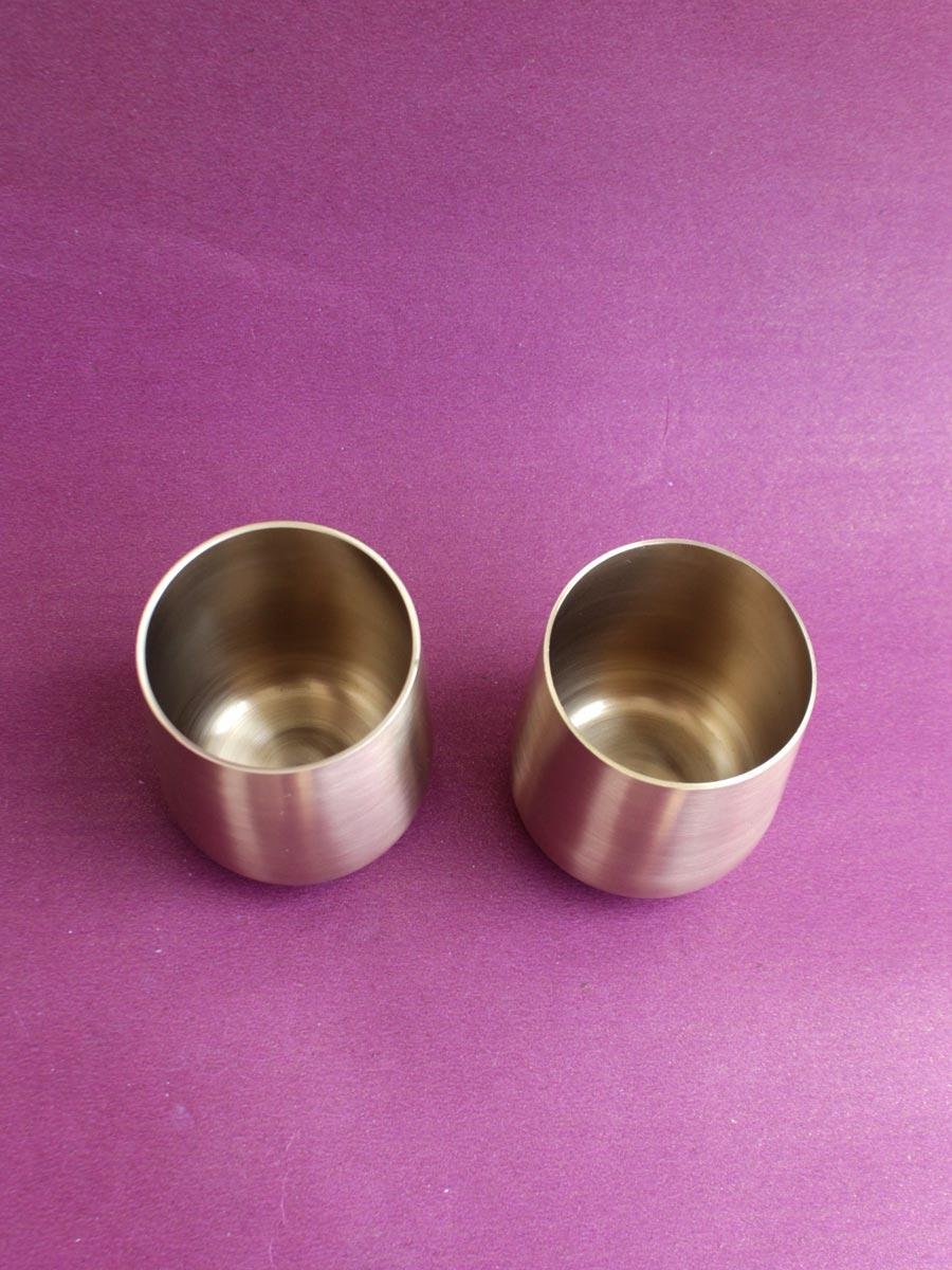 Broad-base-matt-finish-brass-tumbler-glass Broad-base-matt-finish-brass-tumbler-glass at Shilphaat.com