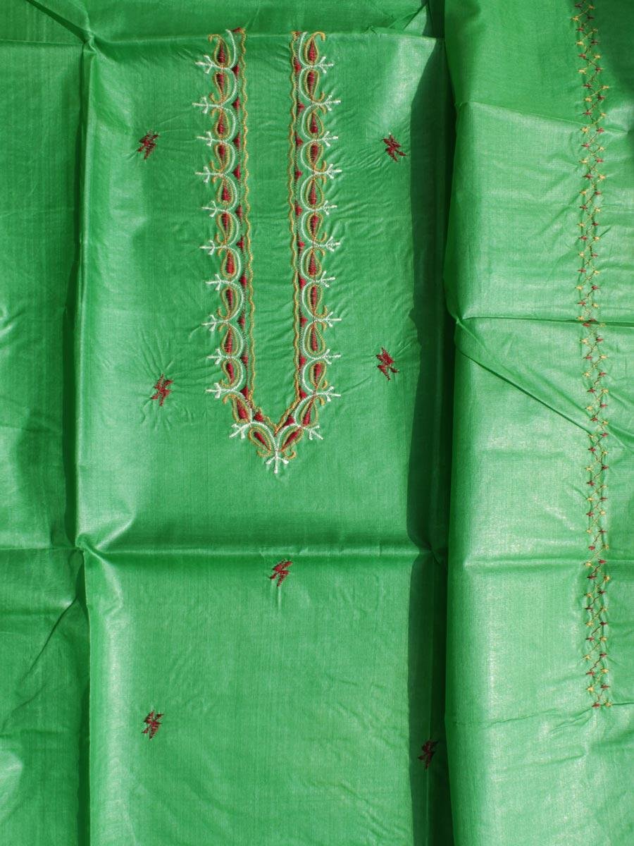 Emerald-Green-Mens-pure-silk-kurta-fabric Emerald-Green-Mens-pure-silk-kurta-fabric at Shilphaat.com