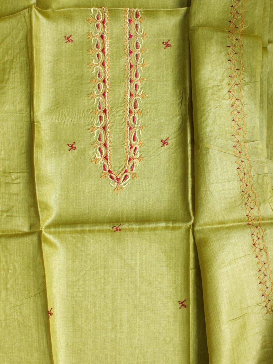 Yellowish-Green-Mens-pure-silk-kurta-fabric Yellowish-Green-Mens-pure-silk-kurta-fabric at Shilphaat.com