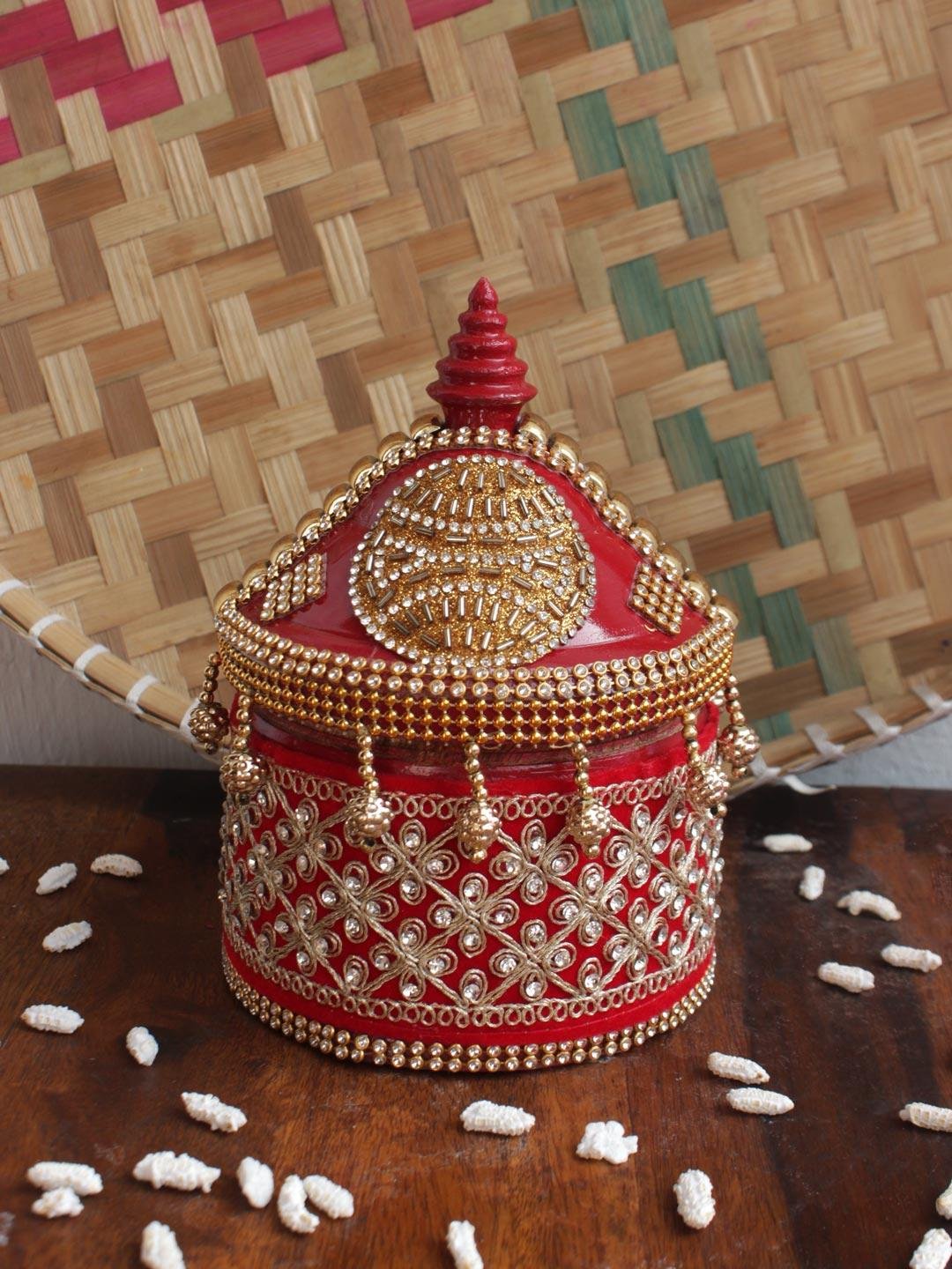 Crystal-Red-small-wooden-sindoor-box Crystal-Red-small-wooden-sindoor-box at Shilphaat.com