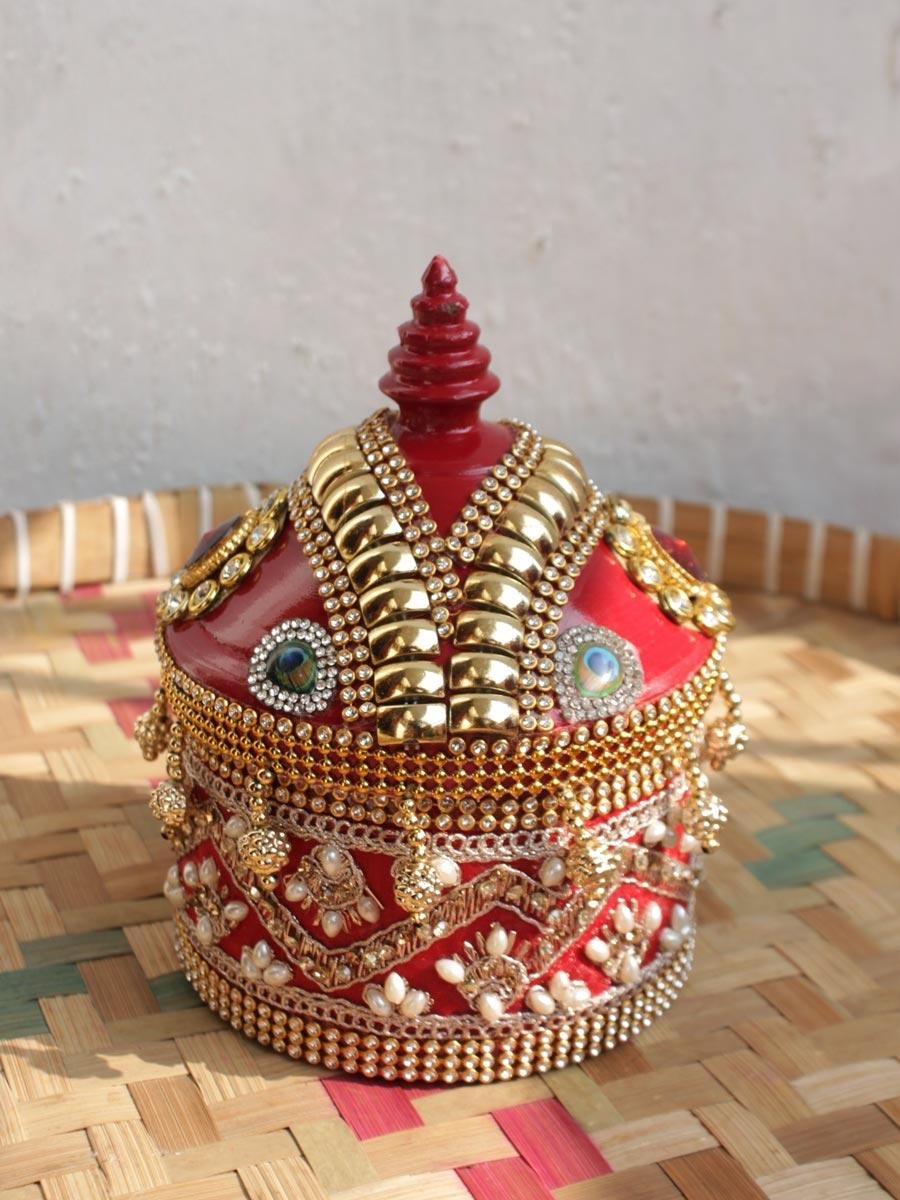 Red-Crystal-and-beads-small-wooden-wedding-sindhora Red-Crystal-and-beads-small-wooden-wedding-sindhora