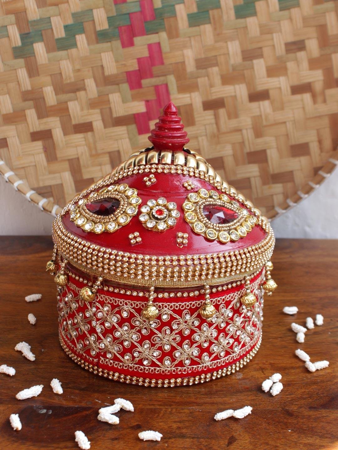 Red-Crystal-lace-wooden-sindur-box Red-Crystal-lace-wooden-sindur-box at Shilphaat.com