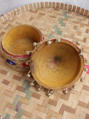 Multicolour-crystal-lace-medium-wooden-sindur-dani