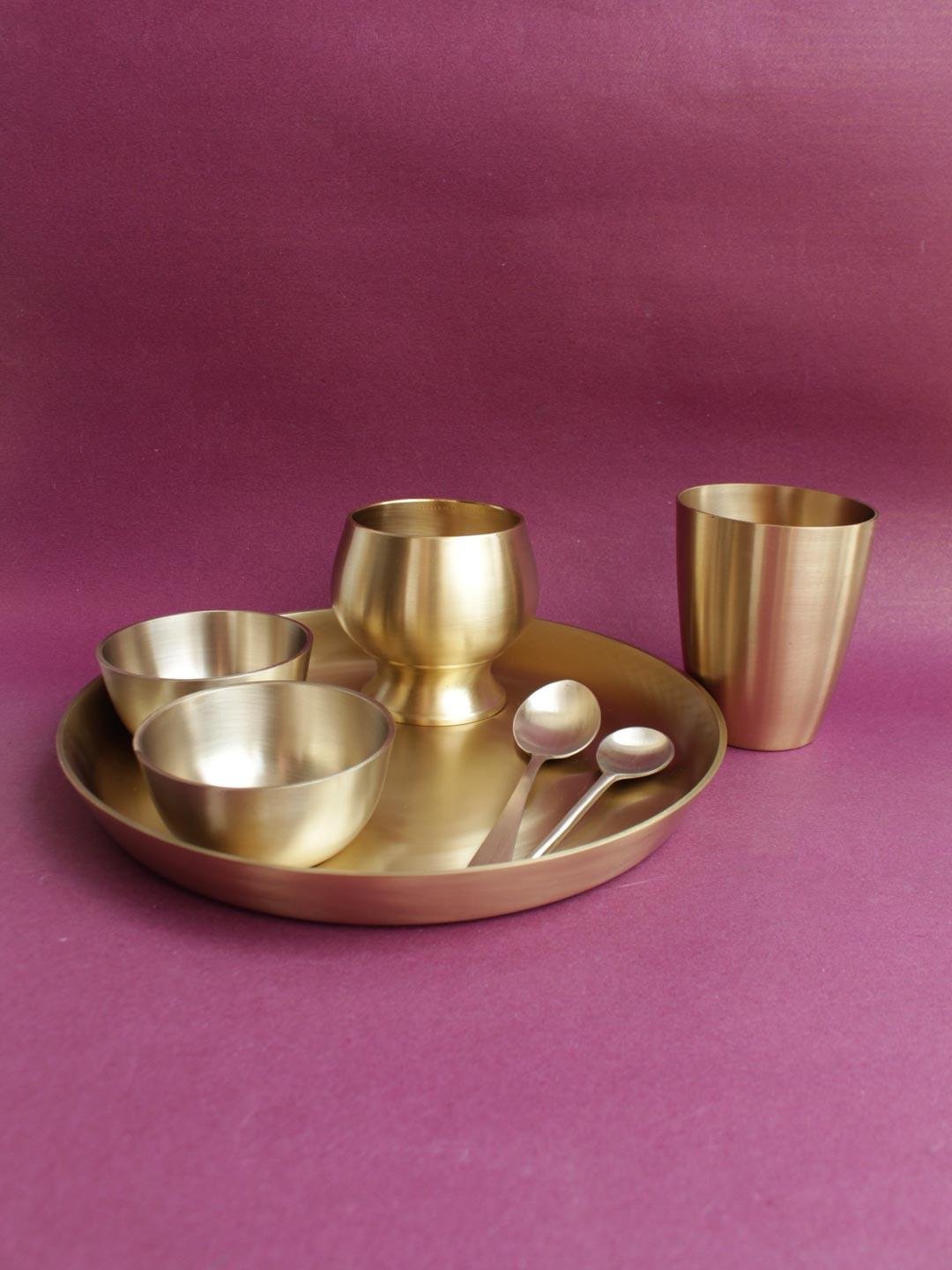 Brass-Dinnerware-set-of-7 Brass-Dinnerware-set-of-7 at Shilphaat.com